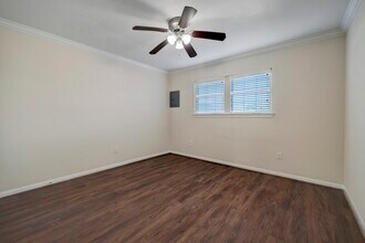 214 W 17th St in Houston, TX - Foto de edificio - Building Photo