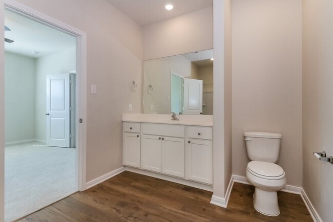 property at 405 Sunny Highlands Dr