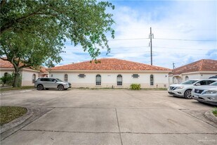 604 Buena Vista Dr in Weslaco, TX - Building Photo