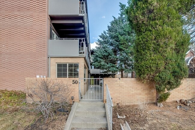50 N Clarkson St in Denver, CO - Building Photo - Building Photo