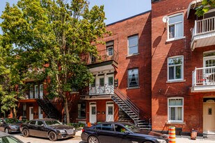 929 Saint-Philippe Rue in Montréal, QC - Building Photo