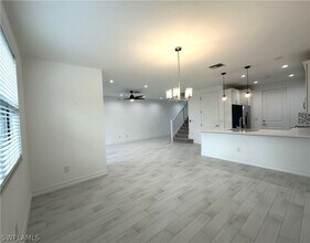 7509 Carnegie Way in Naples, FL - Building Photo - Building Photo