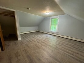 11 Mulberry Claremont in Claremont, NH - Building Photo