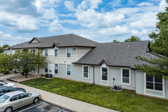 Chesterfield Village in Springfield, MO - Building Photo - Building Photo