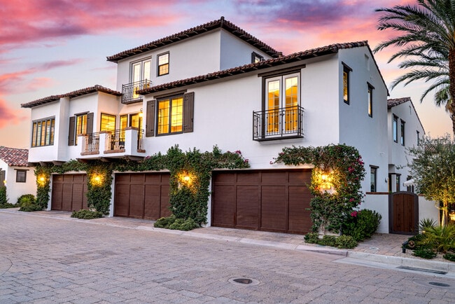 233 Calle La Soledad in Palm Springs, CA - Building Photo - Building Photo