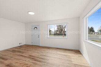 6950 N Crestline St in Spokane, WA - Building Photo - Building Photo