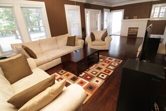 1365 Briarcliff Rd NE in Atlanta, GA - Building Photo - Building Photo