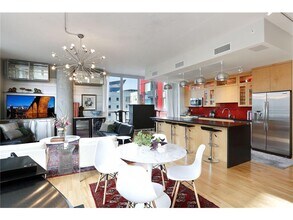 901 S 2nd St in Minneapolis, MN - Building Photo - Building Photo