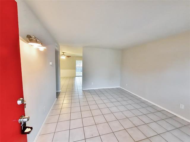 911 Elmwood Dr in Lewisville, TX - Building Photo - Building Photo