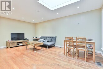 68 Proctor Ave in Markham, ON - Building Photo - Building Photo