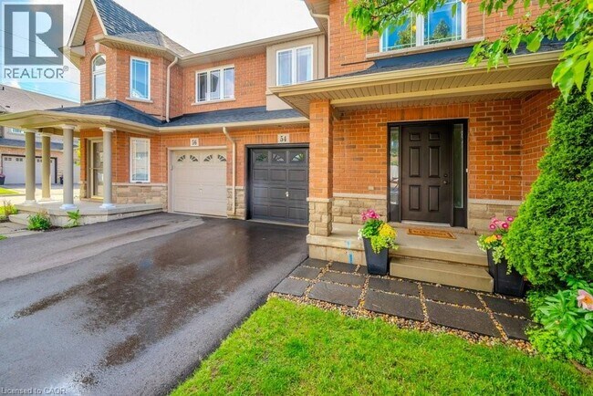 54 Geranium Ave in Hamilton, ON - Building Photo - Building Photo