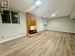 36 Mcclarnan Rd in Ajax, ON - Building Photo - Building Photo