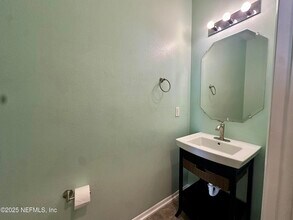 5922 Bartram Village Dr in Jacksonville, FL - Building Photo - Building Photo