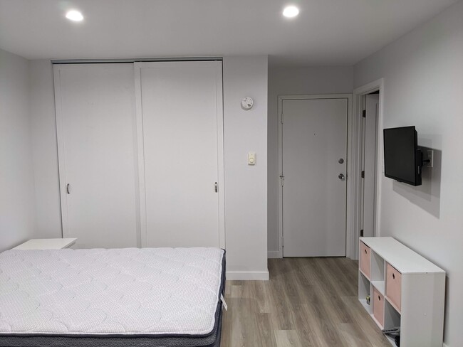 property at 522 E College Ave