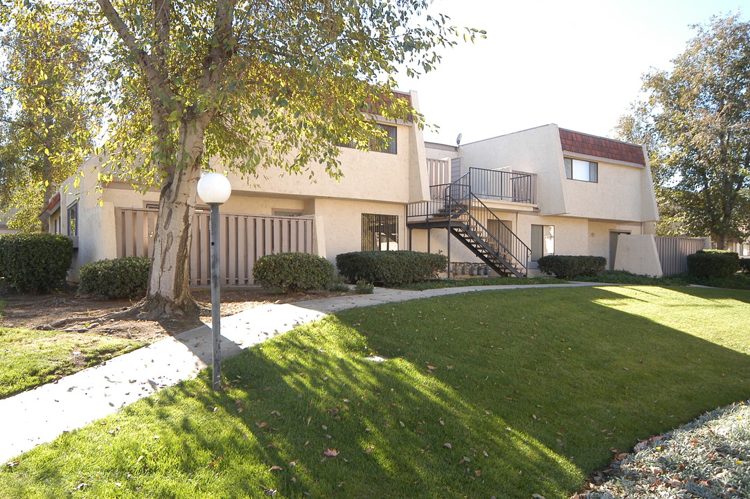 41-43 45 4 Price St in Redlands, CA - Foto de edificio