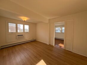 262 Nevada St in Newton, MA - Building Photo - Building Photo