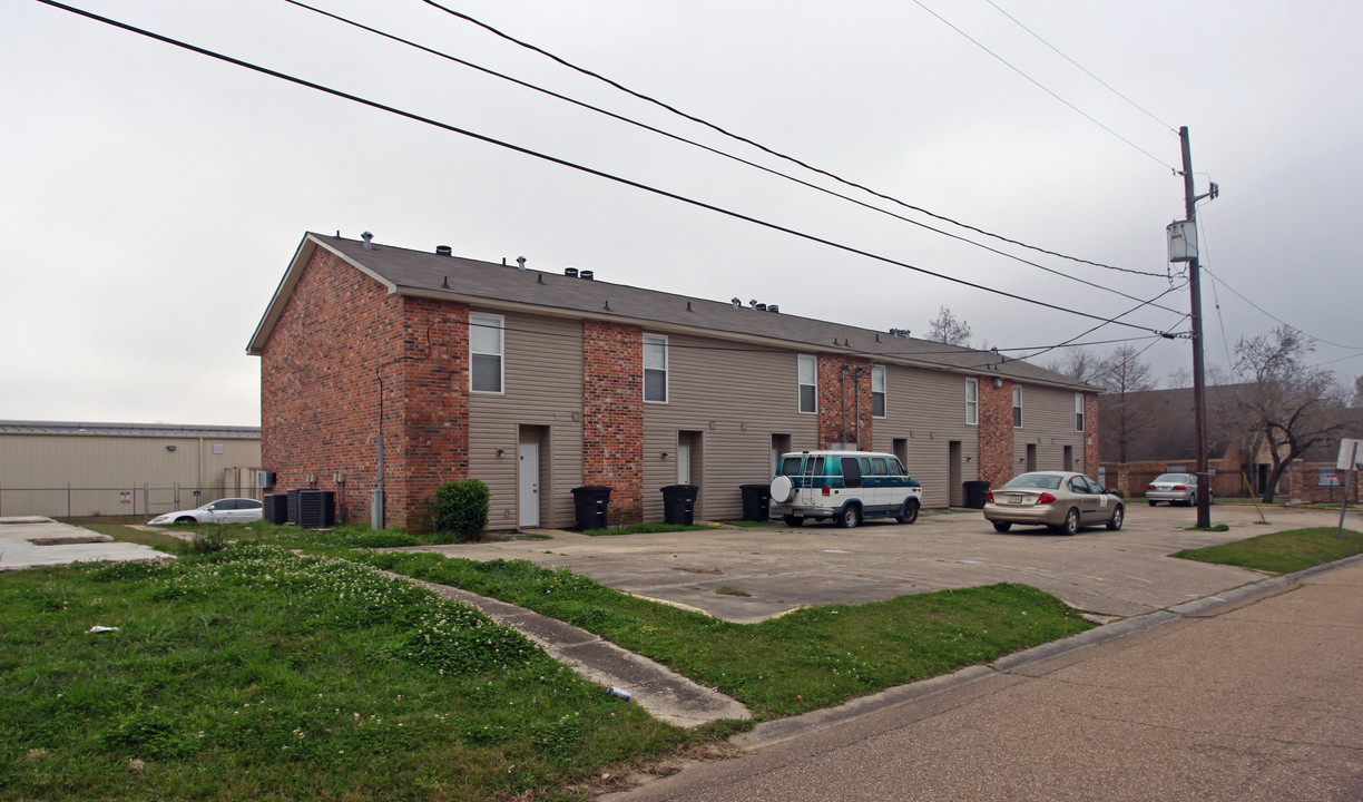 1701 Ryder Dr in Baton Rouge, LA - Building Photo