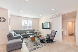 17055 Rock Rd in Poway, CA - Building Photo - Building Photo