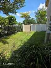 252 SE 2nd Ave in Hallandale Beach, FL - Building Photo - Building Photo