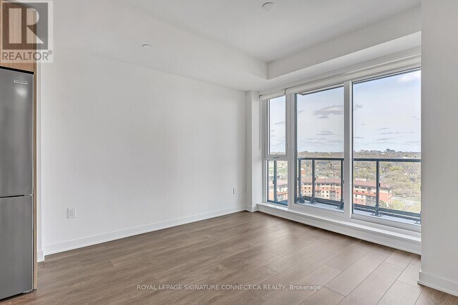 130 River St in Toronto, ON - Building Photo - Building Photo