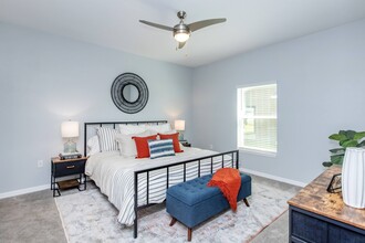 West Shire Ph 1 / West Shire Ph 2 in Ocala, FL - Foto de edificio - Building Photo