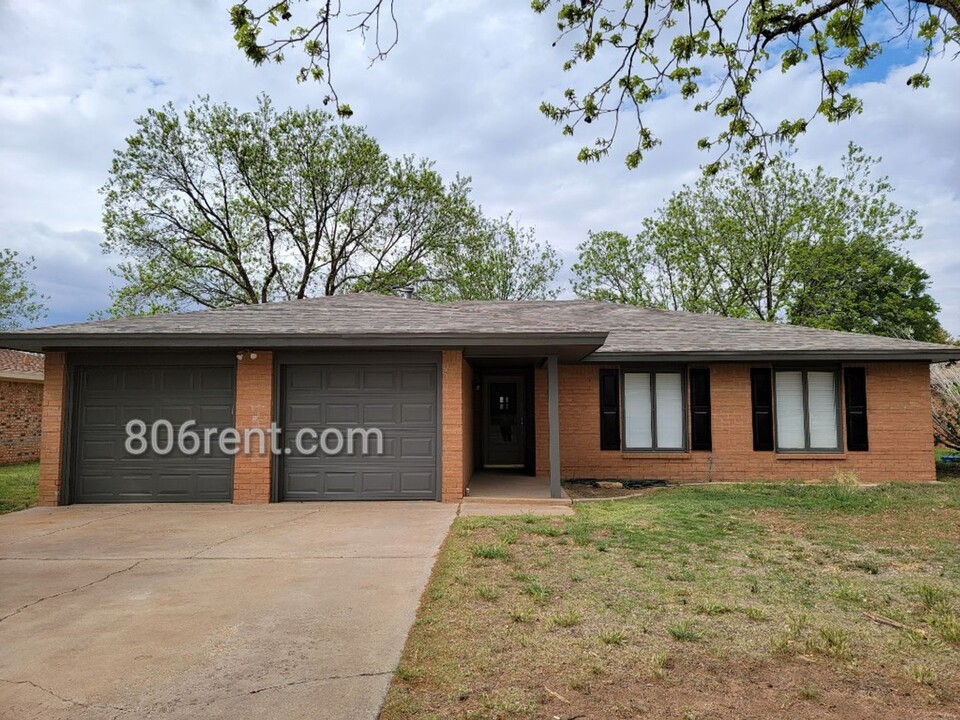 5716 63rd St in Lubbock, TX - Building Photo