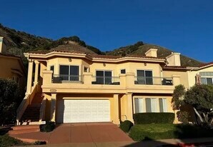 2608 Barcelona in Pismo Beach, CA - Building Photo
