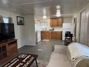 60 Kraman Ln in Dover, DE - Building Photo - Building Photo