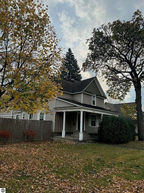 property at 1001 Cass St
