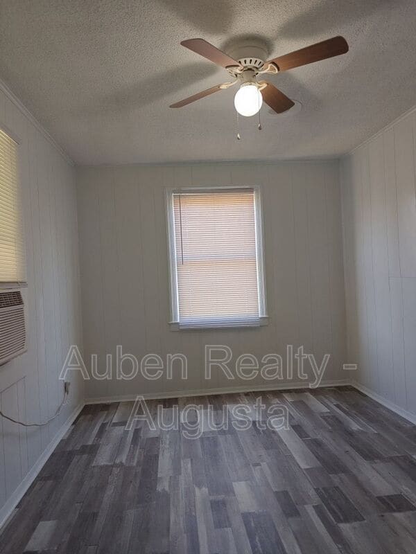 2125 Kennedy Dr in Augusta, GA - Foto de edificio - Building Photo