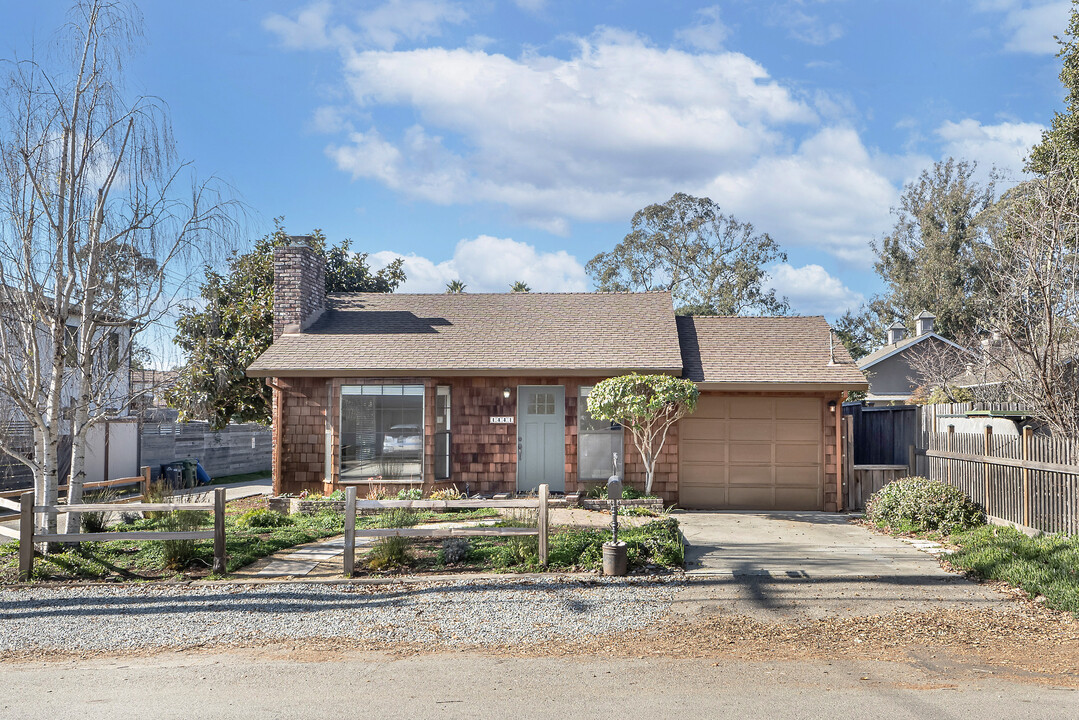 1441 El Dorado Ave in Santa Cruz, CA - Foto de edificio