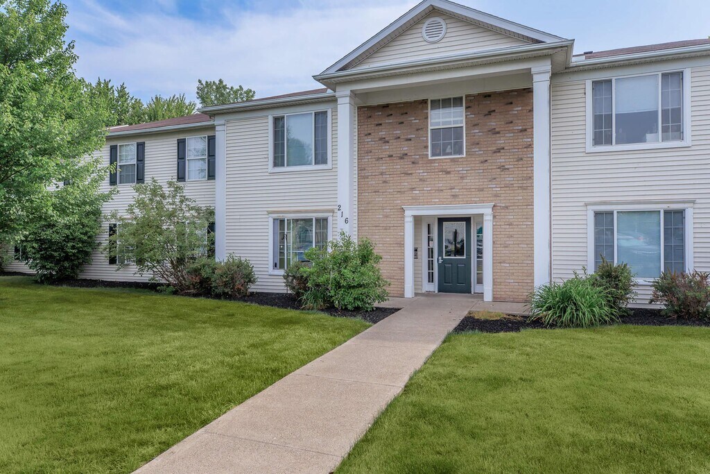 Portside Apartments in Sheffield Lake, OH