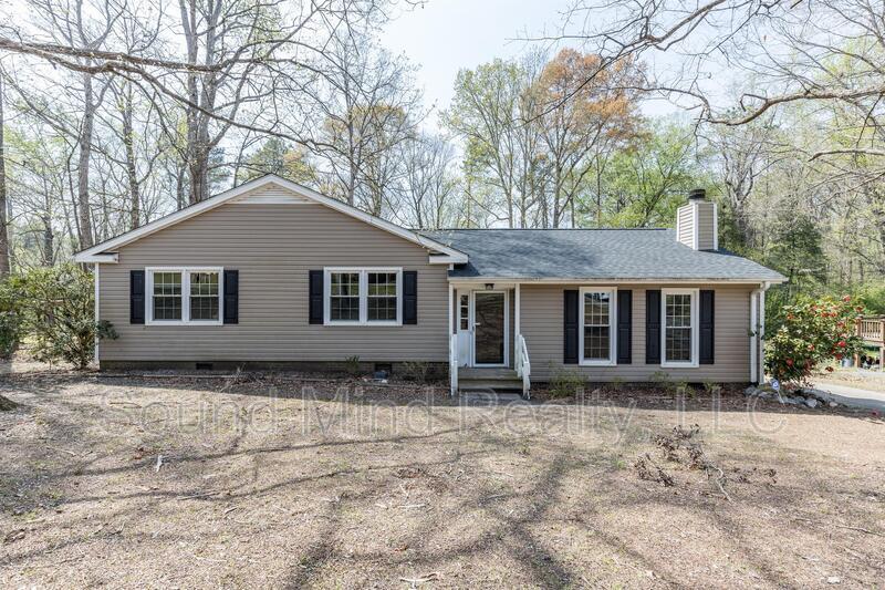 409 Foxhall Dr in Rocky Mount, NC - Building Photo