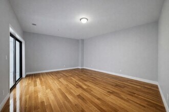 116 36th St in Union City, NJ - Building Photo - Building Photo