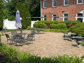 380 Main St, Unit # 2 in Wallingford, CT - Building Photo - Building Photo