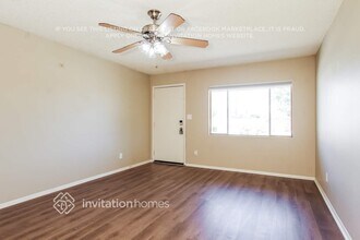 8422 N 42nd Dr in Phoenix, AZ - Building Photo - Building Photo