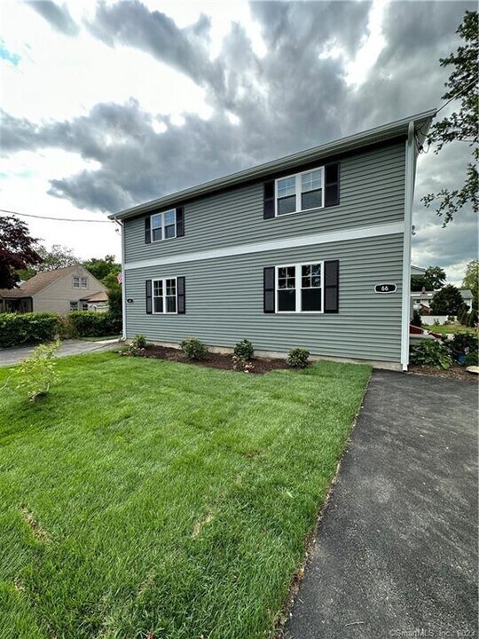 66 Campfield Dr in Fairfield, CT - Building Photo
