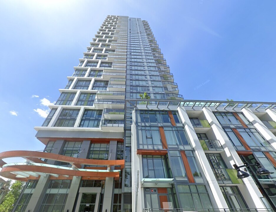 1182 Westwood St in Coquitlam, BC - Building Photo