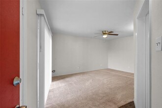 102 The Strand in Galveston, TX - Building Photo - Building Photo