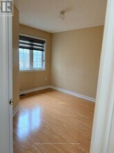 364 Krotone Crescent in Mississauga, ON - Building Photo - Building Photo