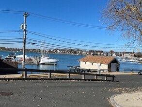 53 Park Ave, Unit #1 in Winthrop, MA - Building Photo - Building Photo