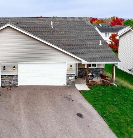 416 E Cheyenne St in Roberts, WI - Building Photo