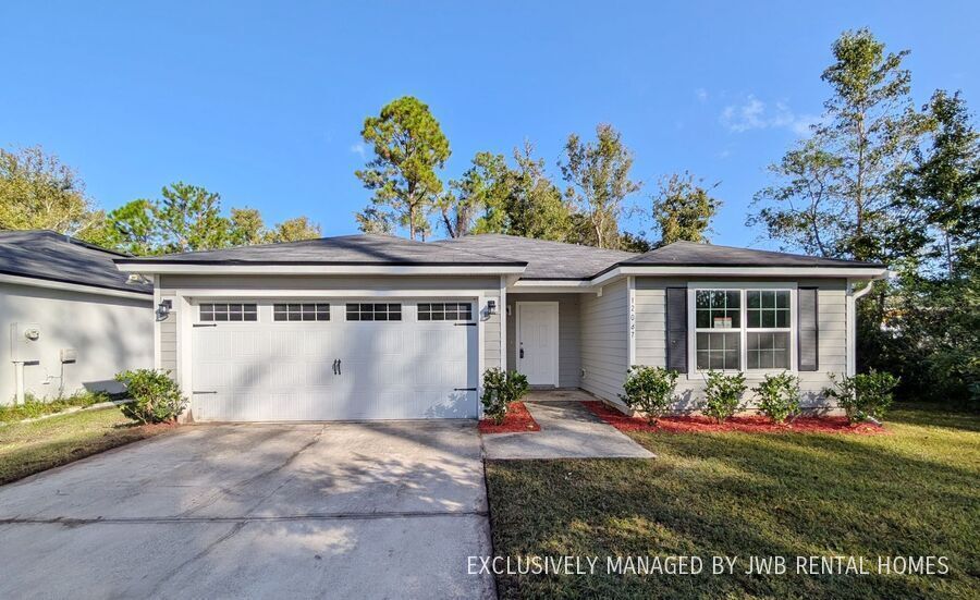 12087 Biarritz St in Jacksonville, FL - Building Photo