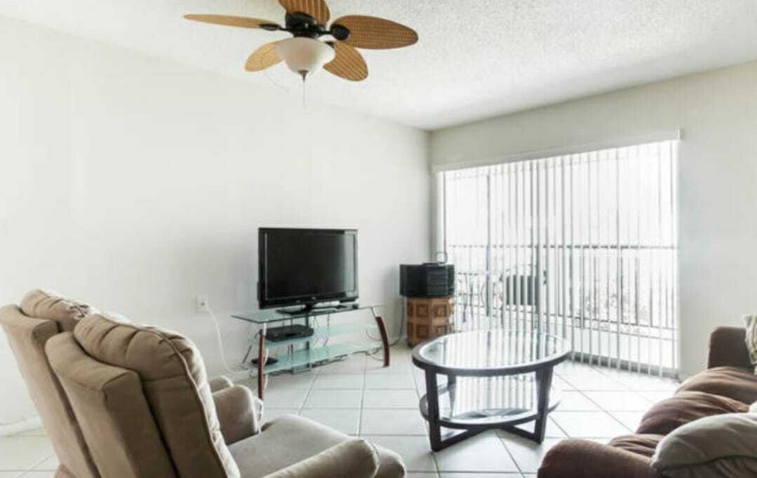 201-178 178th Dr in Sunny Isles Beach, FL - Building Photo