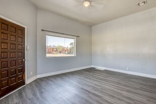 3500 Louisville Ave in El Paso, TX - Building Photo
