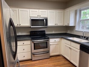 193 Landing Way in Richmond Hill, GA - Building Photo - Building Photo