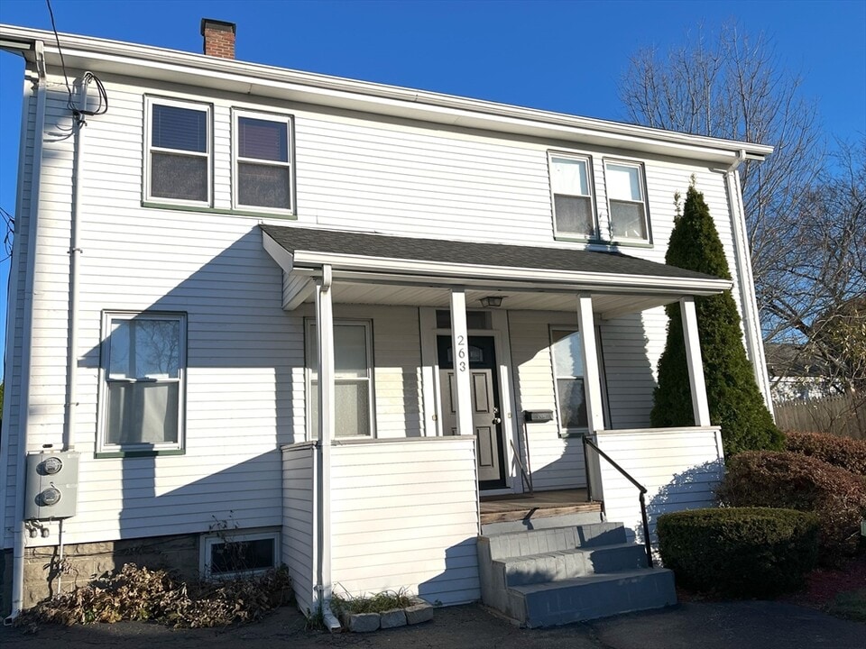 263 Park St, Unit 1 in Medford, MA - Foto de edificio