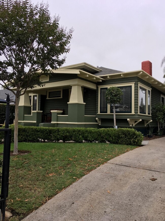 137 25th St in San Diego, CA - Building Photo - Building Photo