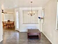 4060 W Apple Tree Ln in Fresno, CA - Building Photo - Building Photo