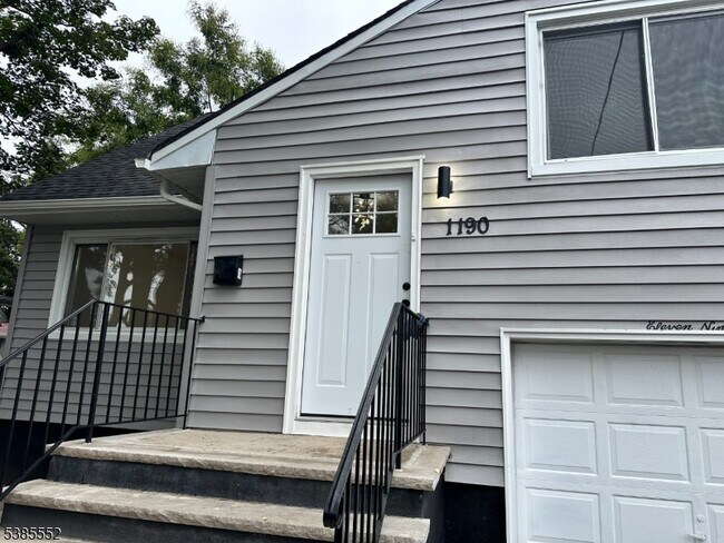 1190 Union St in Linden, NJ - Building Photo - Building Photo